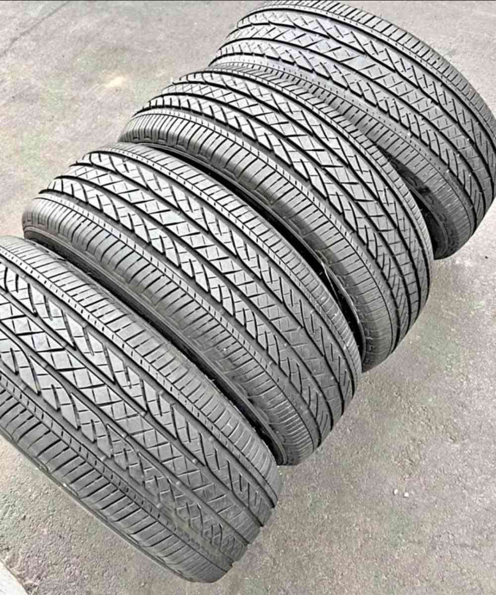 215 55 R18 tires con 80 de vida las 4 de la marca Firestone - Alicia, Arkansas