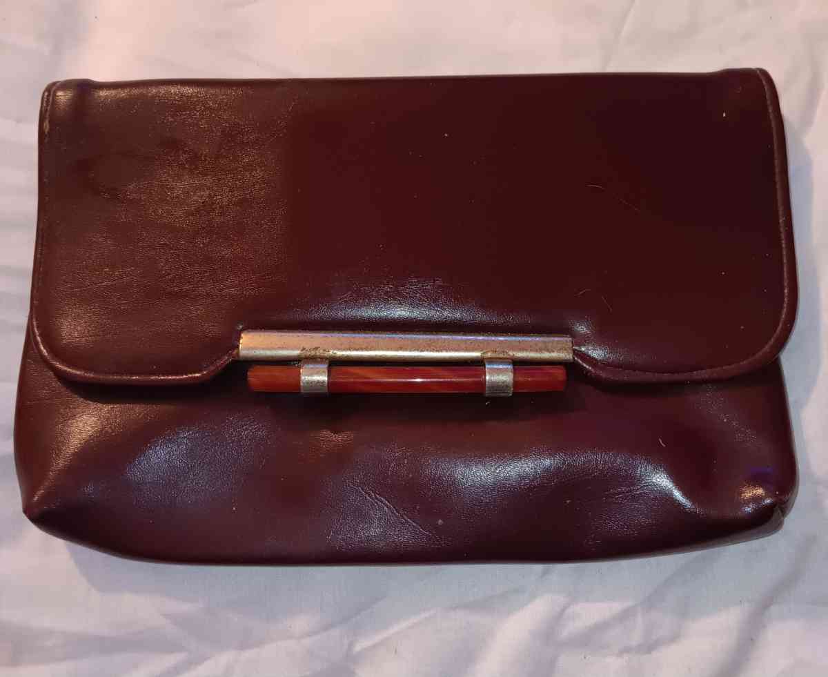 Vintage clutch - Prentiss, Mississippi - FleaMarketBay
