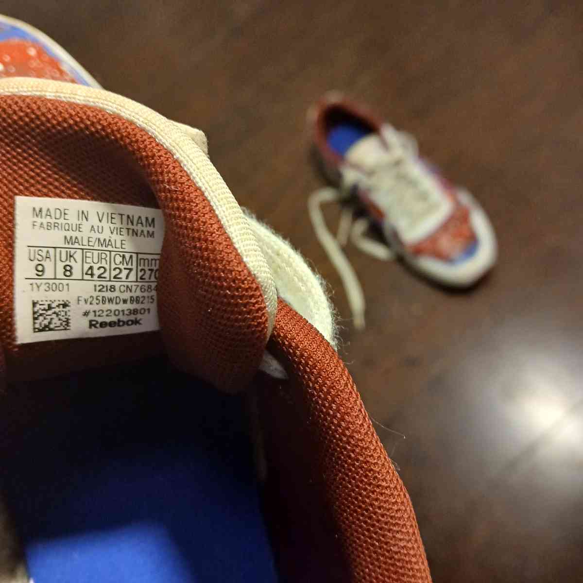 Reebok Classic personally painted for men size 9 - Indianapolis, Indiana - FleaMarketBay