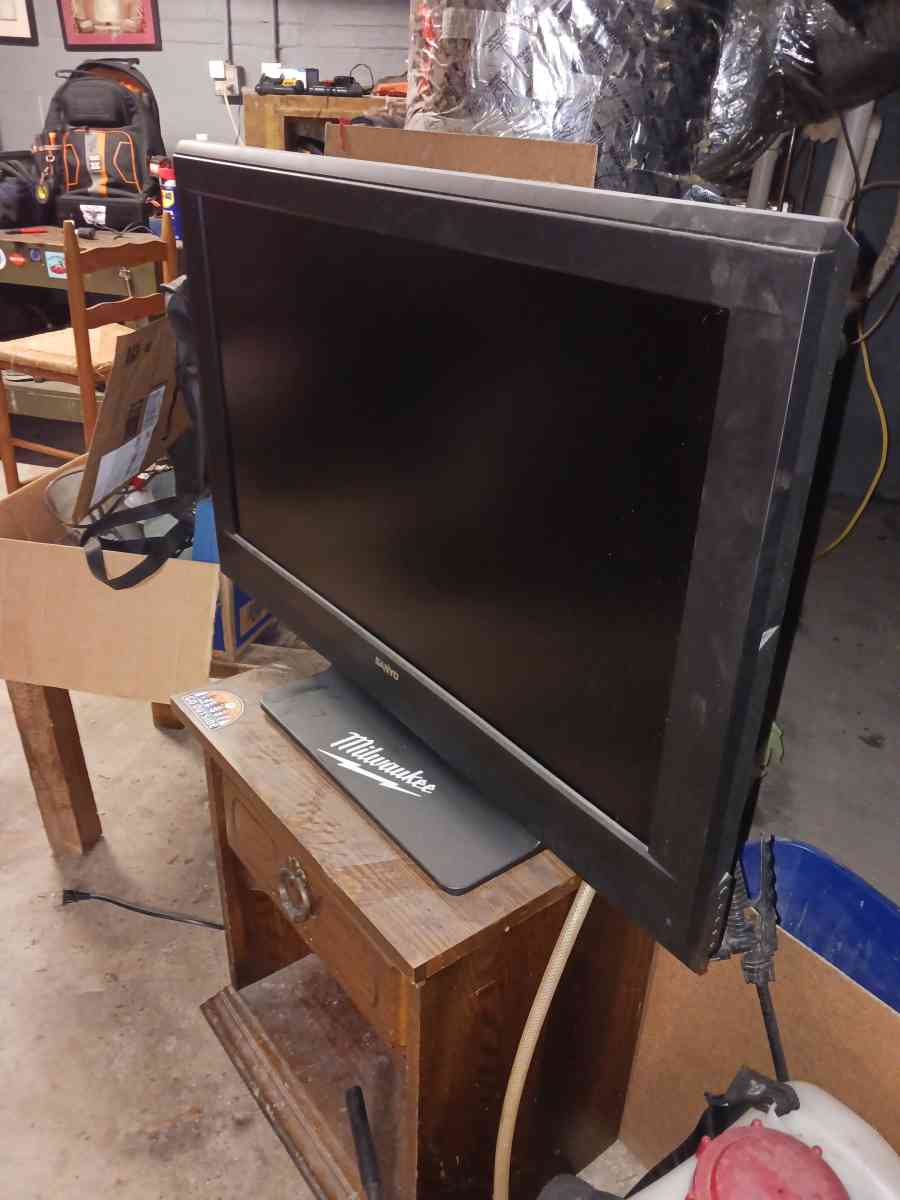 Sanyo DP32648 Television LCD Flat Screen TV PC HDMI VGA RCA - Greer, South Carolina - FleaMarketBay