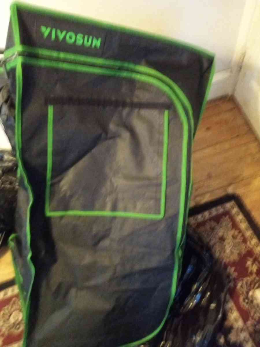 vivosun grow tent - Reading, Pennsylvania - FleaMarketBay