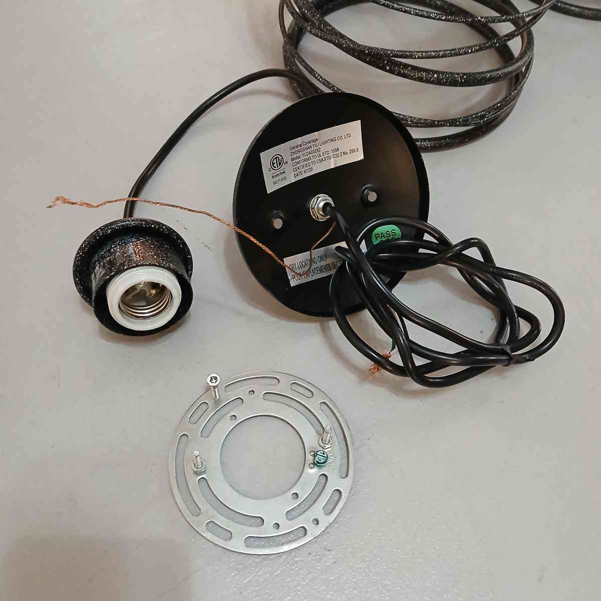 Modern wired pendant lights - Indianapolis, Indiana - FleaMarketBay