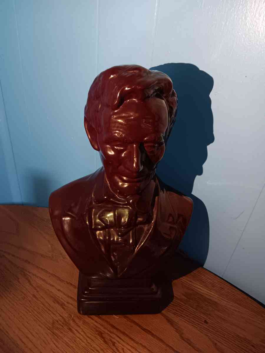 vintage Ceramic Abrahan Linconl - Hazlehurst, Georgia - FleaMarketBay