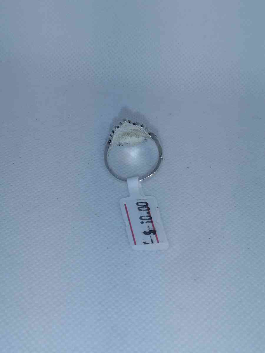 Double Dutch Ring - Roanoke, Virginia - FleaMarketBay