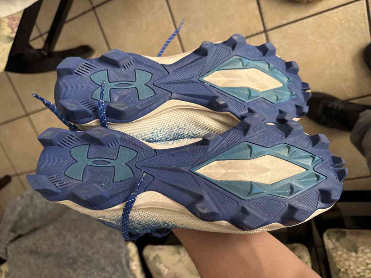 Cleats - Aguila, Arizona