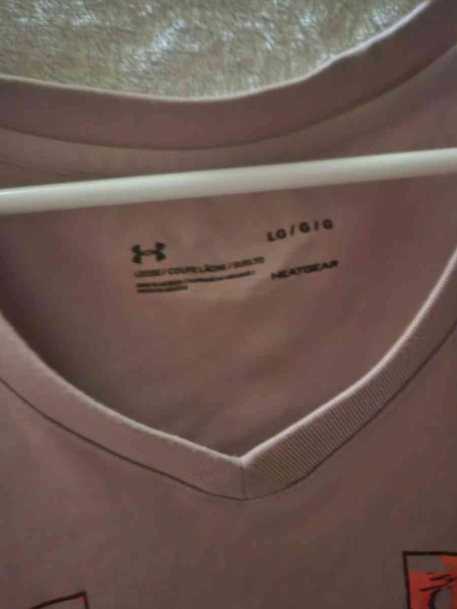 Large Girls Under Armour Purple Shirt - Kansas City, Missouri - FleaMarketBay