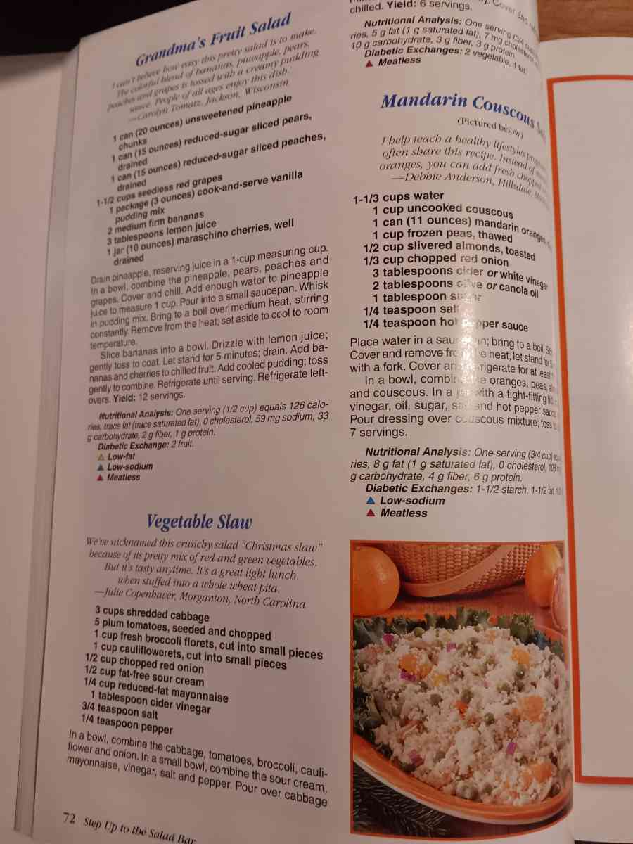 Taste of Home LightTasty cookbook 2004 - Brookfield, Missouri - FleaMarketBay