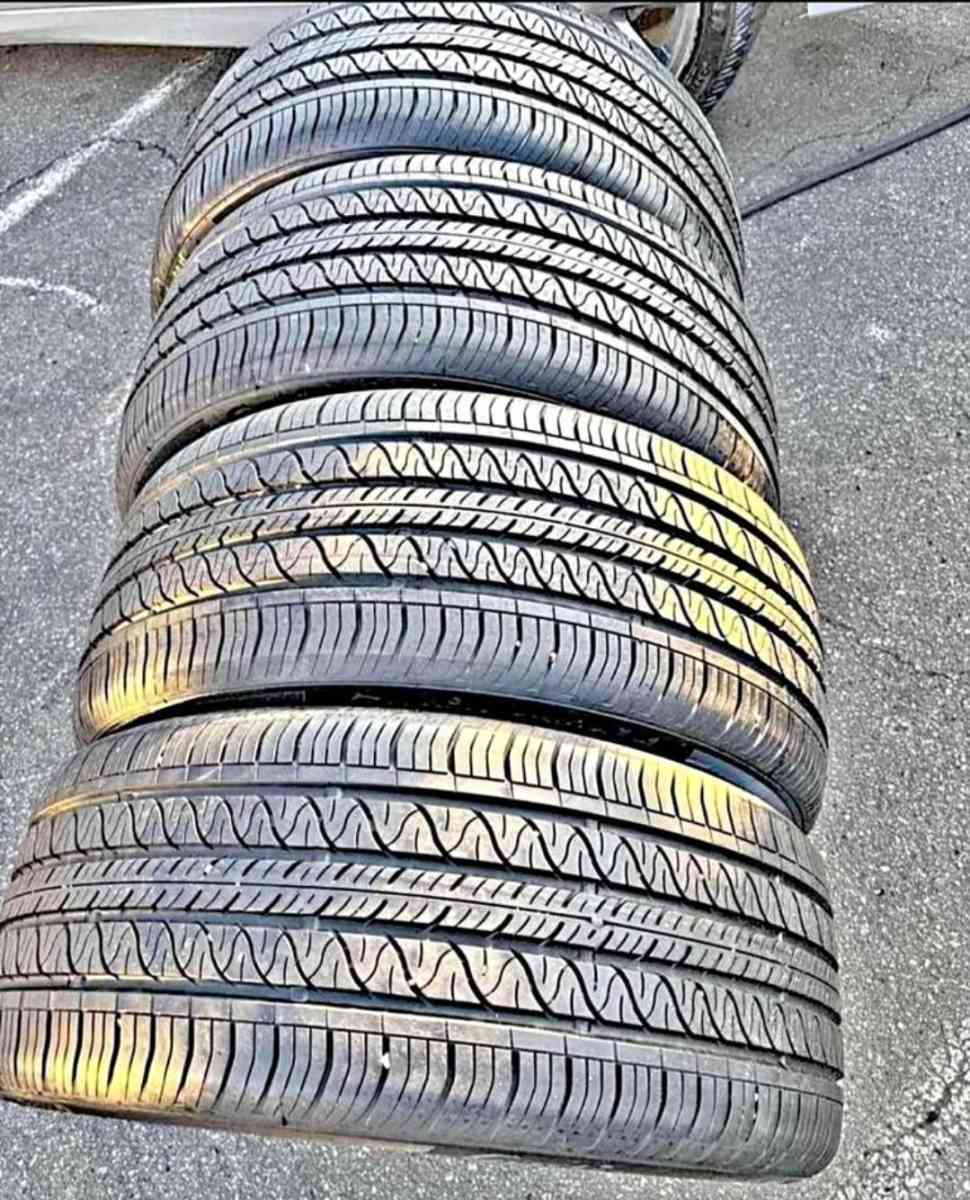 255 45 R19 tires con 80 de vida las 4 de la marca CONTINENTA - Alicia, Arkansas
