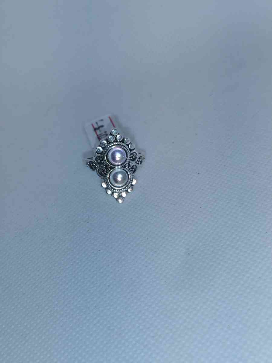 Double Dutch Ring - Roanoke, Virginia - FleaMarketBay