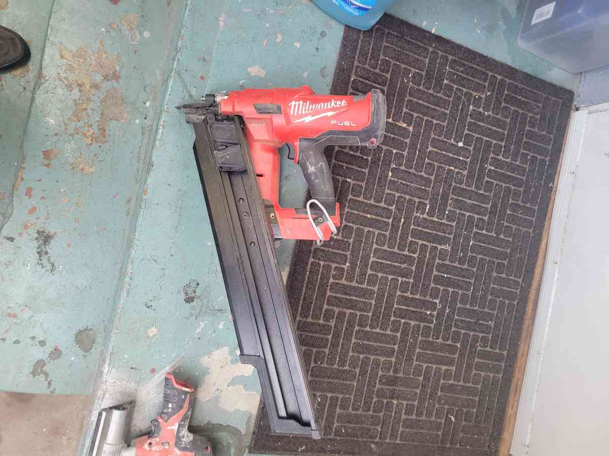 milwaukee 12  miter saw framing nailer and finishing nail gu - Los Angeles, California - FleaMarketBay