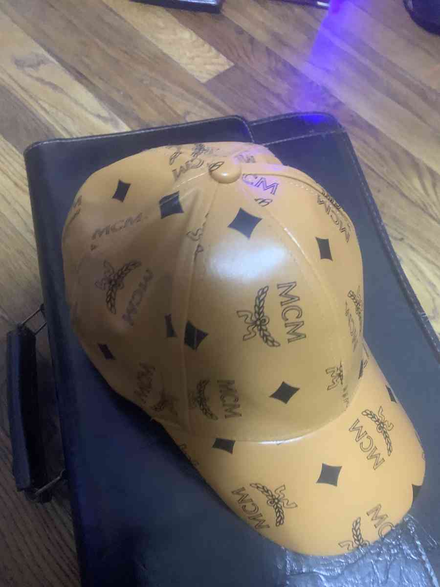 mcm designer hat - Agency, Missouri