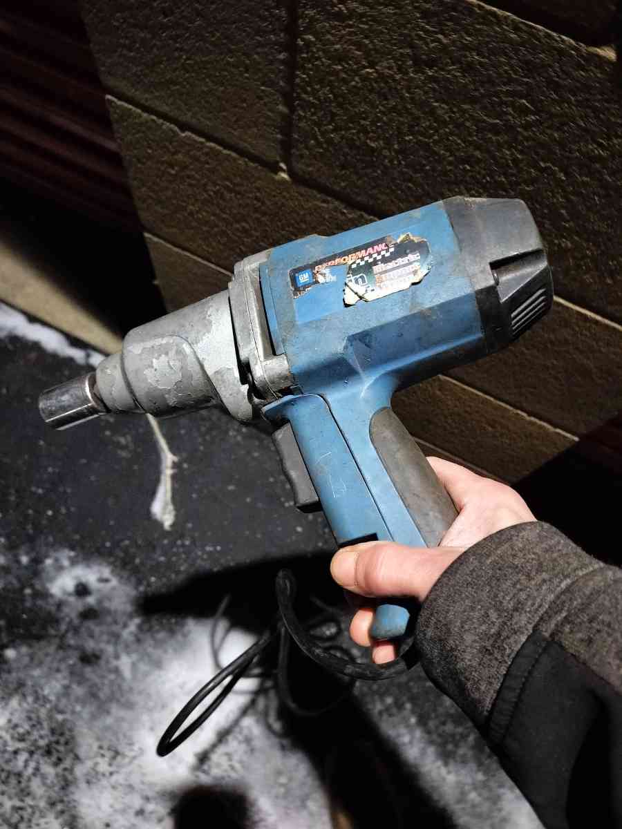 half inch electric impact - Akron, Ohio