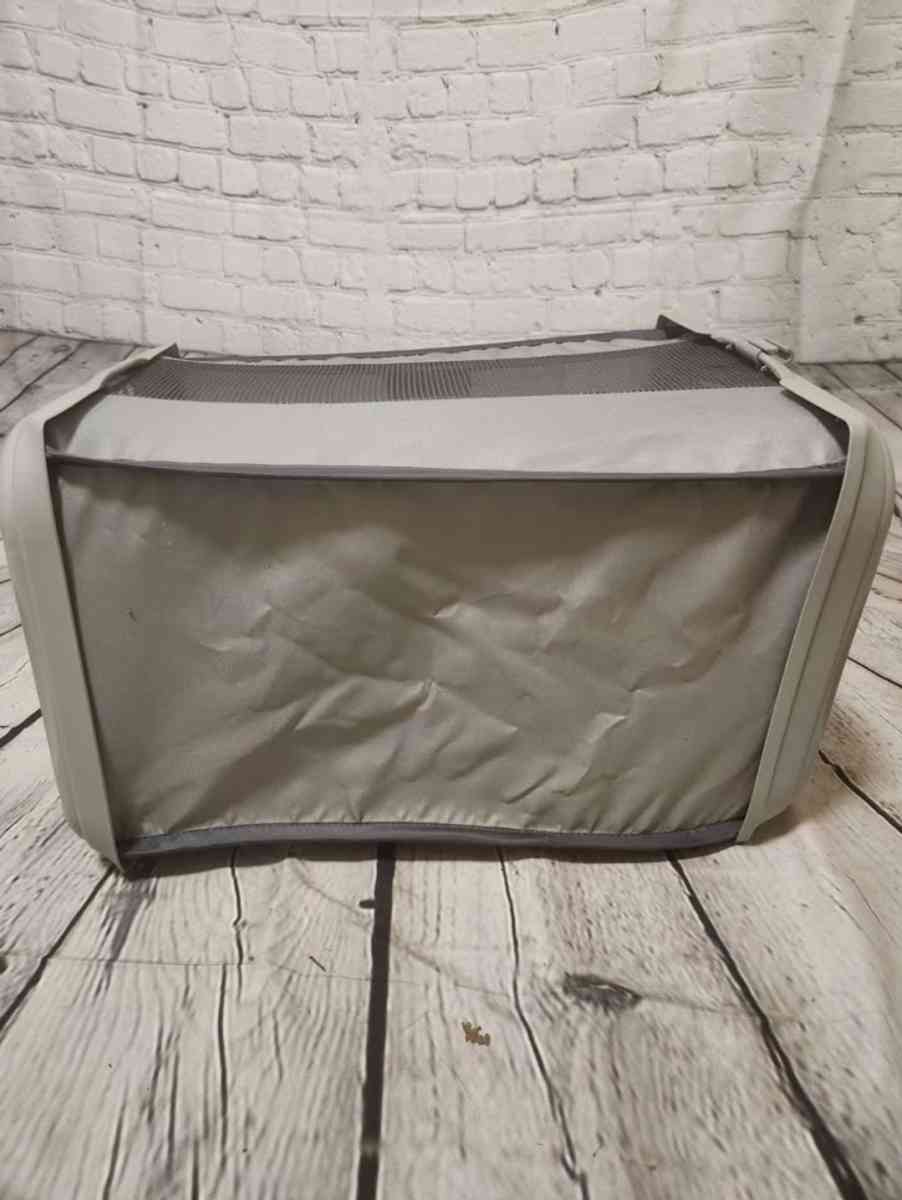 Pop Open Gray Pet Crate - Kansas City, Missouri - FleaMarketBay