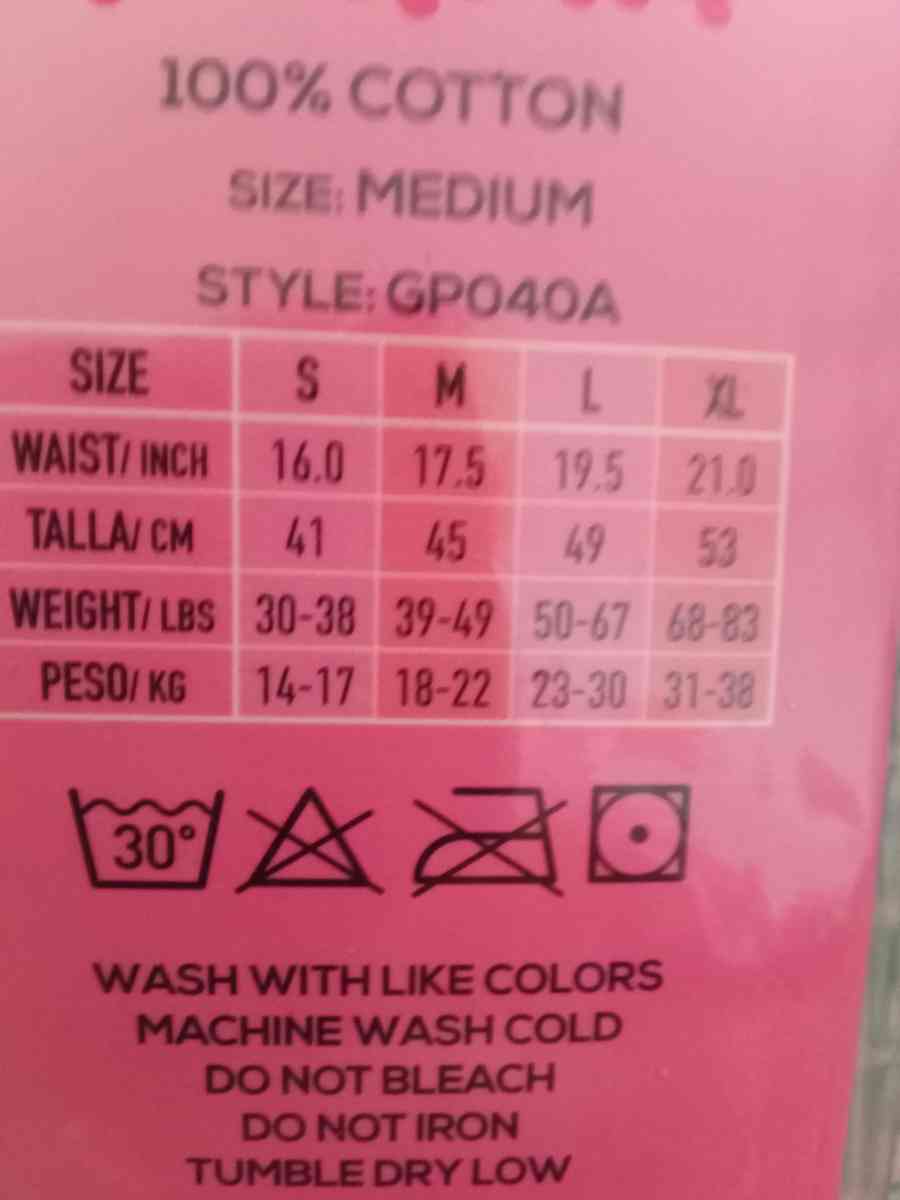 girl brief mamla on the back size - Cleveland, Ohio - FleaMarketBay