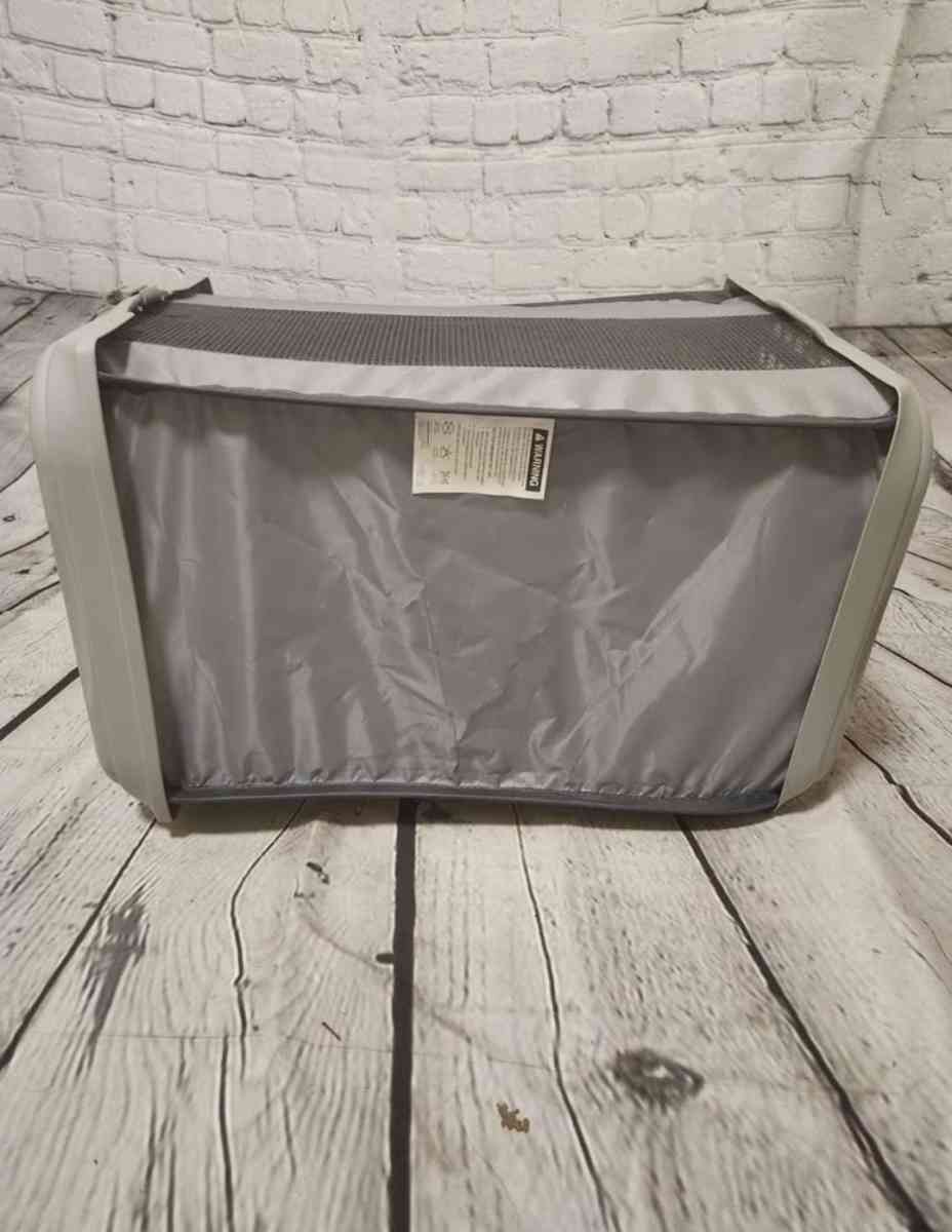 Pop Open Gray Pet Crate - Kansas City, Missouri - FleaMarketBay