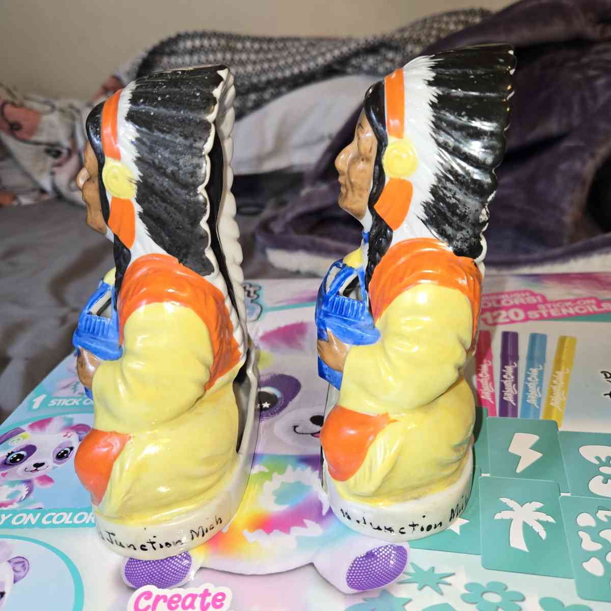 PAIR OF VTG NATIVE AMERICAN CHIEF PAINTED CERAMIC FIGURINES - Layton, Utah - FleaMarketBay