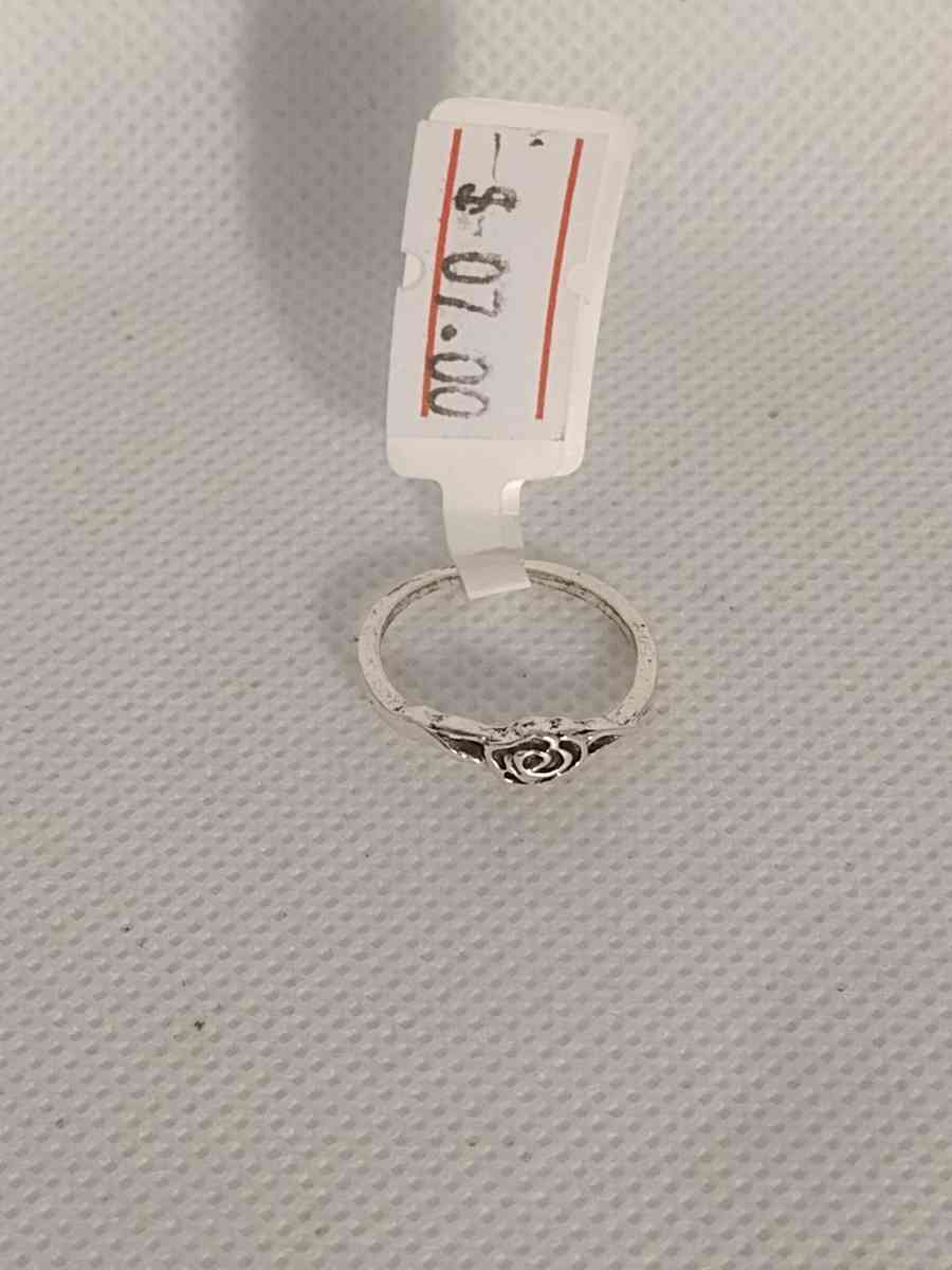 Silver Rose Ring - Roanoke, Virginia - FleaMarketBay