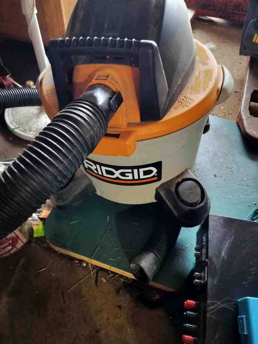 saw tool box vac pipe bender and metal detectors - Akron, Ohio - FleaMarketBay