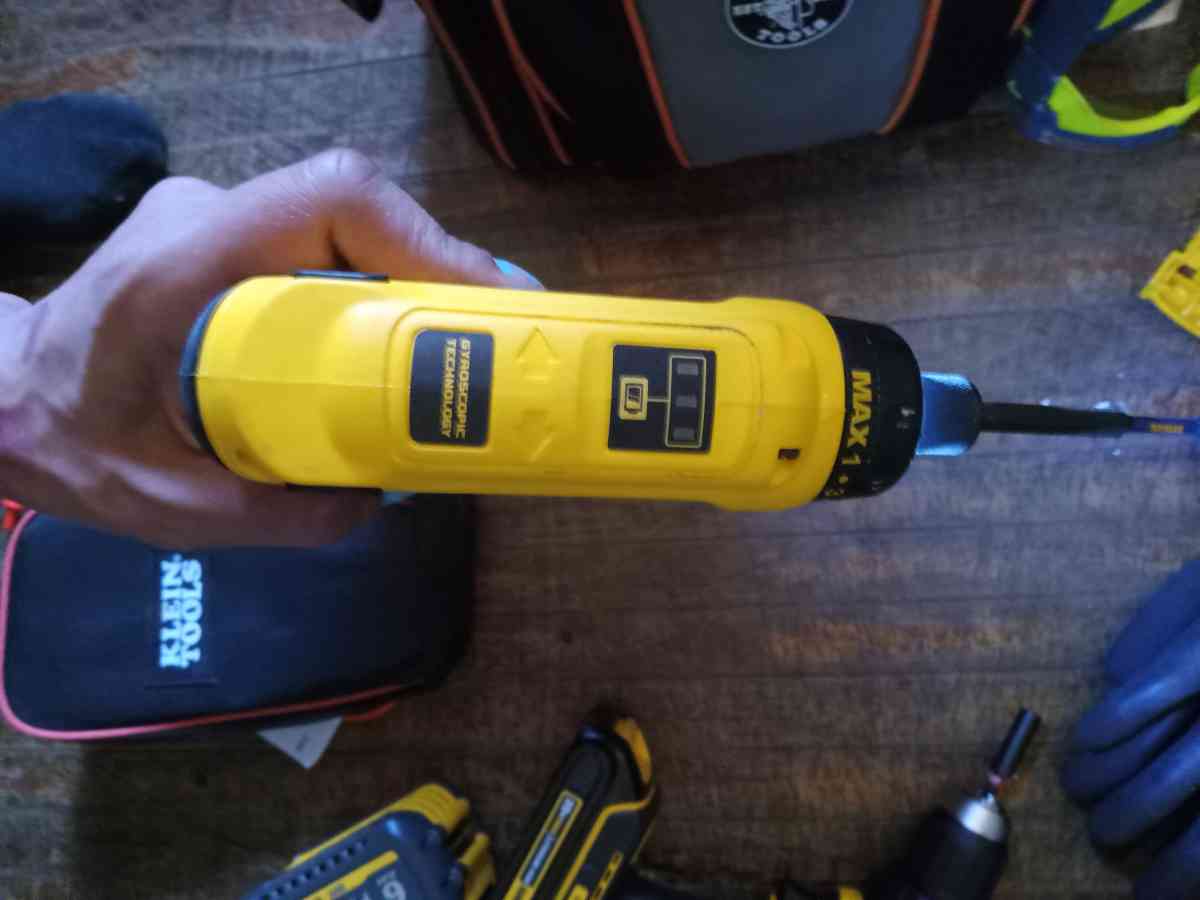 many different tools - Alicia, Arkansas