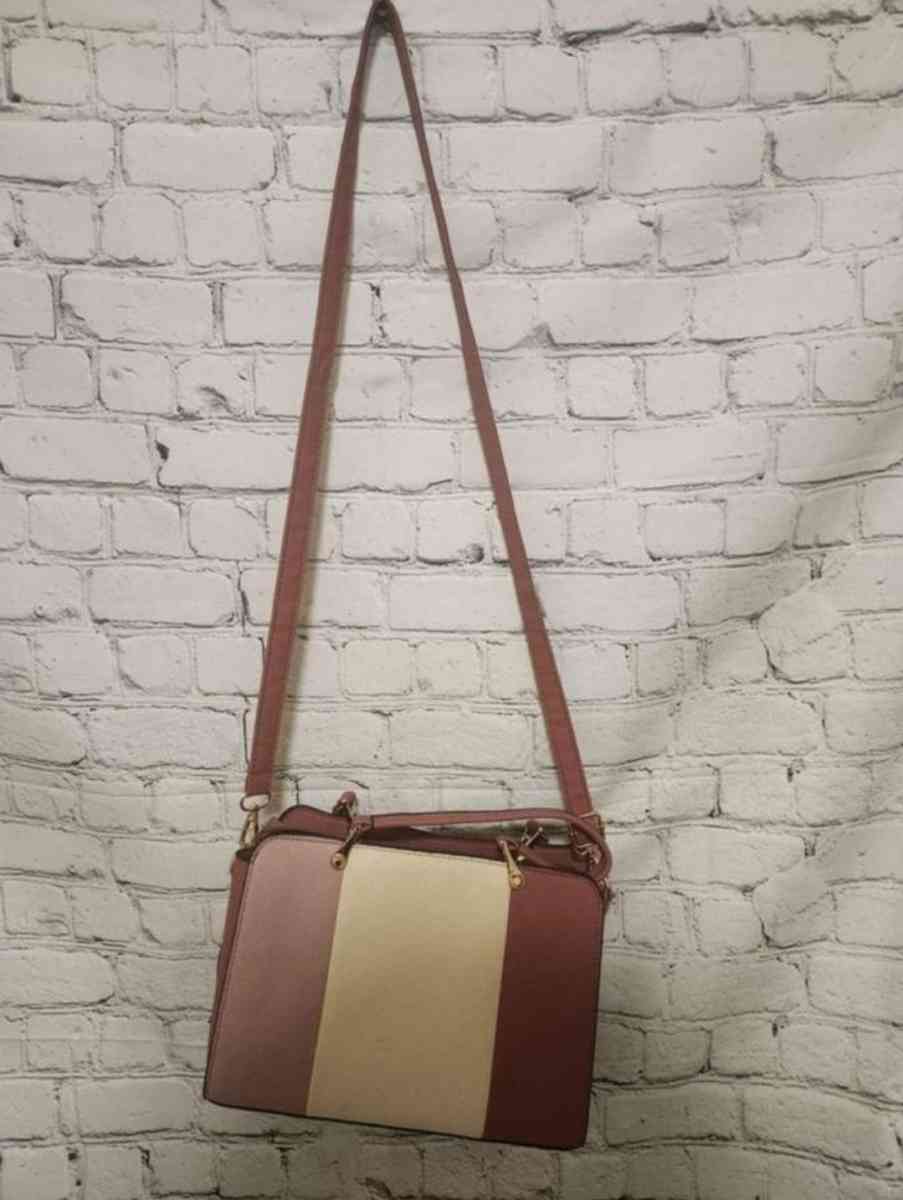 Womens AMVIKS Pink and White Shoulder Bag - Kansas City, Missouri - FleaMarketBay