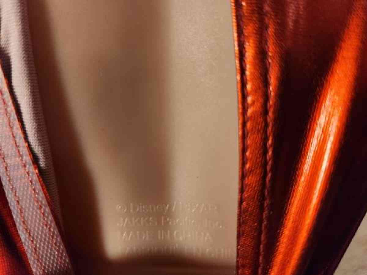 Mr Incredible action figure - Clinton, Massachusetts - FleaMarketBay