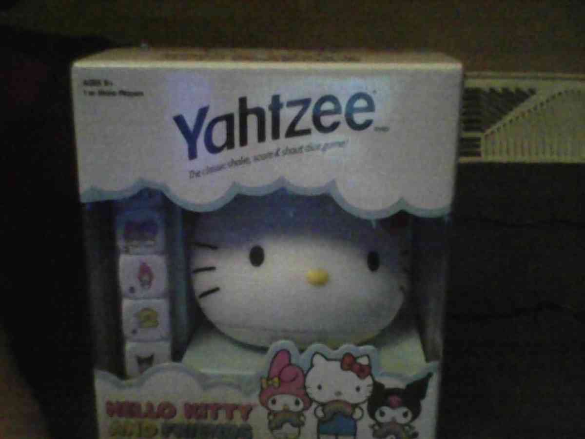 Hello Kitty Yahtzee - Belle Vernon, Pennsylvania - FleaMarketBay