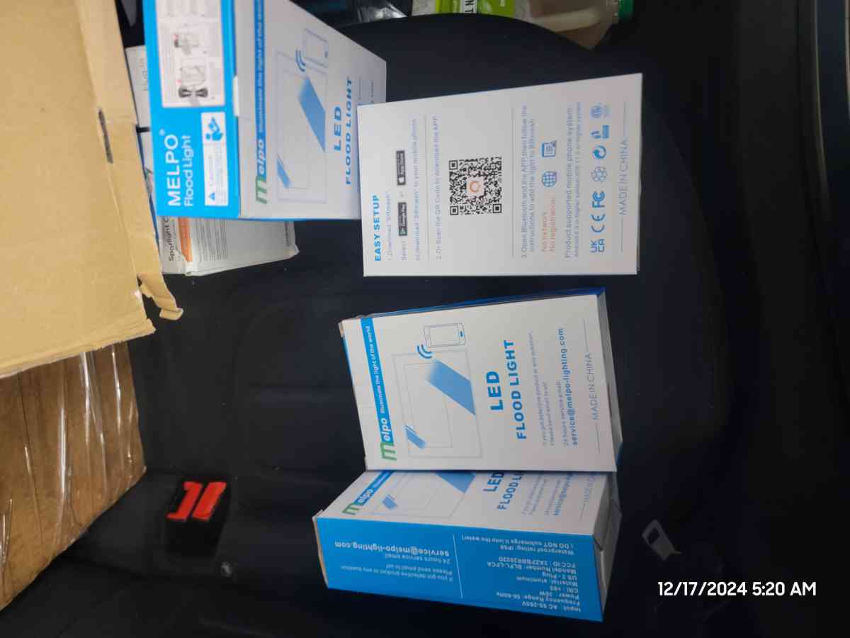 Color Changing LED Flood Lights  Bluetooth - Levittown, Pennsylvania - FleaMarketBay