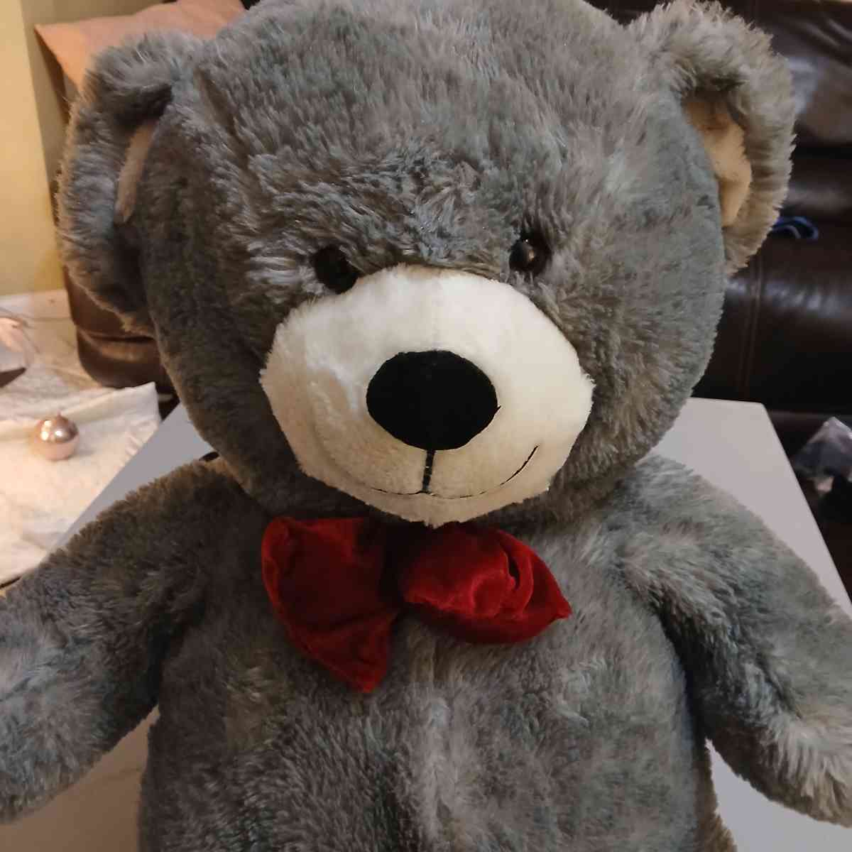 Giant Teddy Bear 27inch x 18 inch - Indianapolis, Indiana - FleaMarketBay