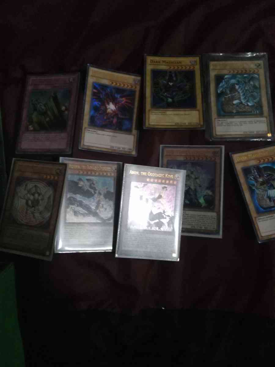 300 plus yugioh cards halifoil and rares - Clinton, Iowa - FleaMarketBay