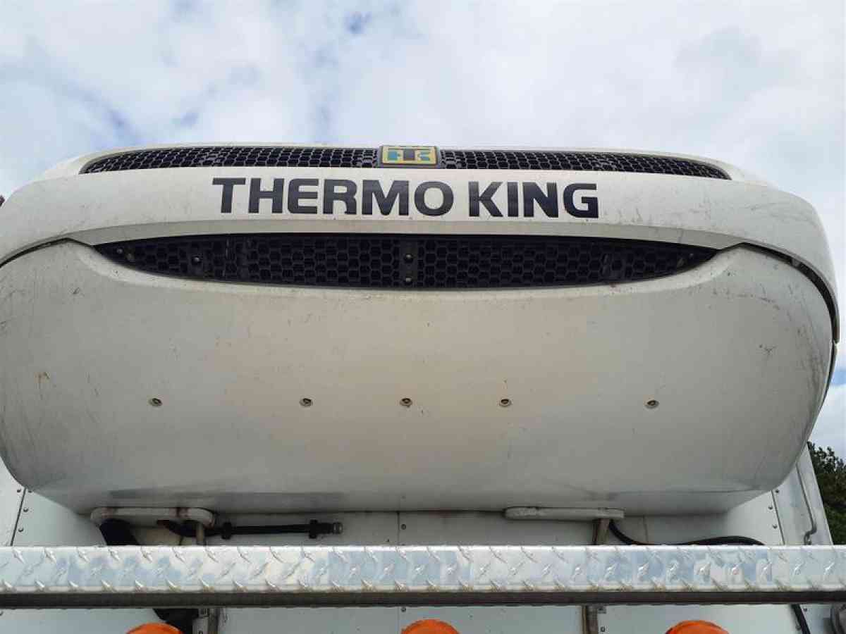 2018 ISUZU NPR Box Truck or Refrigerated Van - Aurora, Colorado - FleaMarketBay