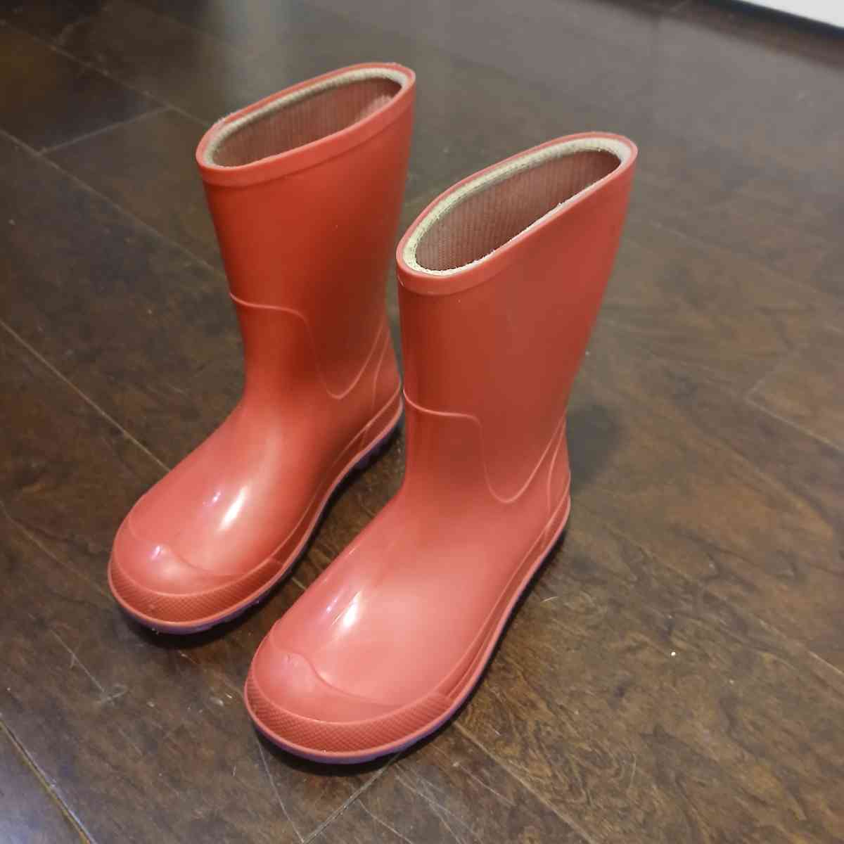 Girls Toddler Rain Boots size 9 to 10 - Indianapolis, Indiana
