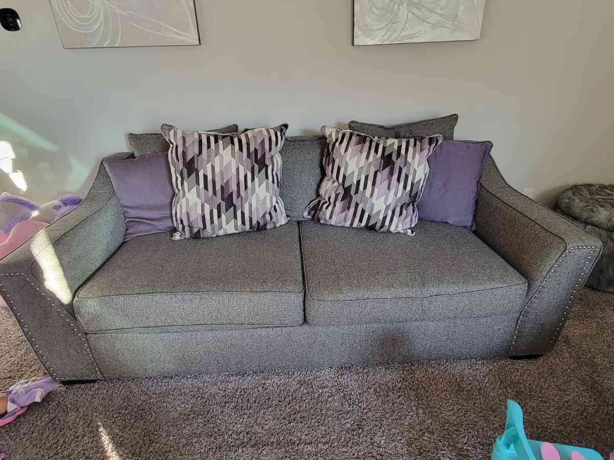 couch - Conyers, Georgia - FleaMarketBay