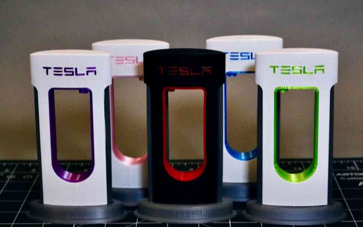 Tesla USB Charger - Los Angeles, California