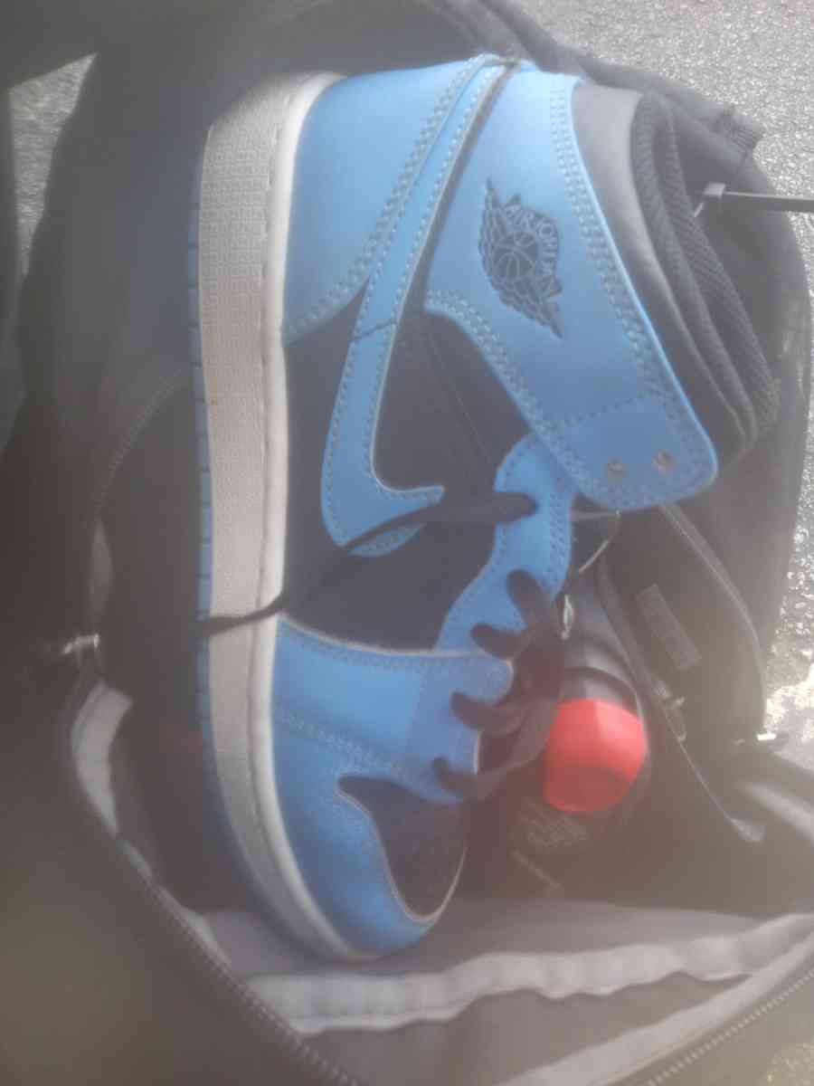 Nike Air Jordan University Blue Size 6 Y wore only 3 times - Louisville, Kentucky - FleaMarketBay