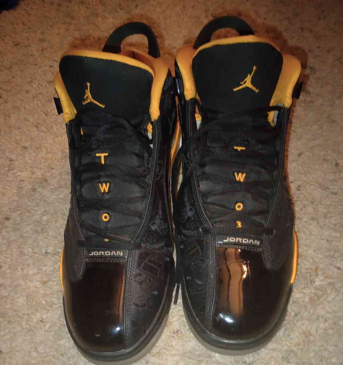 shoes Jordans - Saint Joseph, Missouri - FleaMarketBay