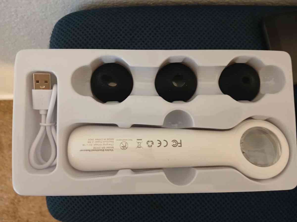 wavytalk blackhead remover w magnifyiner - Phoenix, Arizona - FleaMarketBay