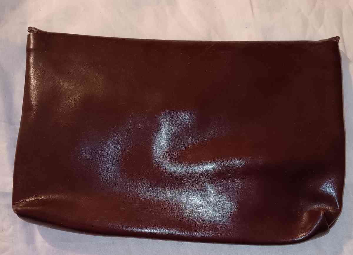 Vintage clutch - Prentiss, Mississippi - FleaMarketBay