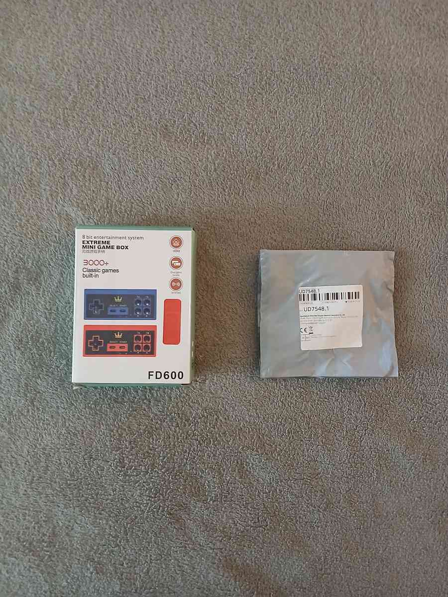 8 Bit King 4K Extreme Mini Game Box HDMI FD600 - North Hollywood, California