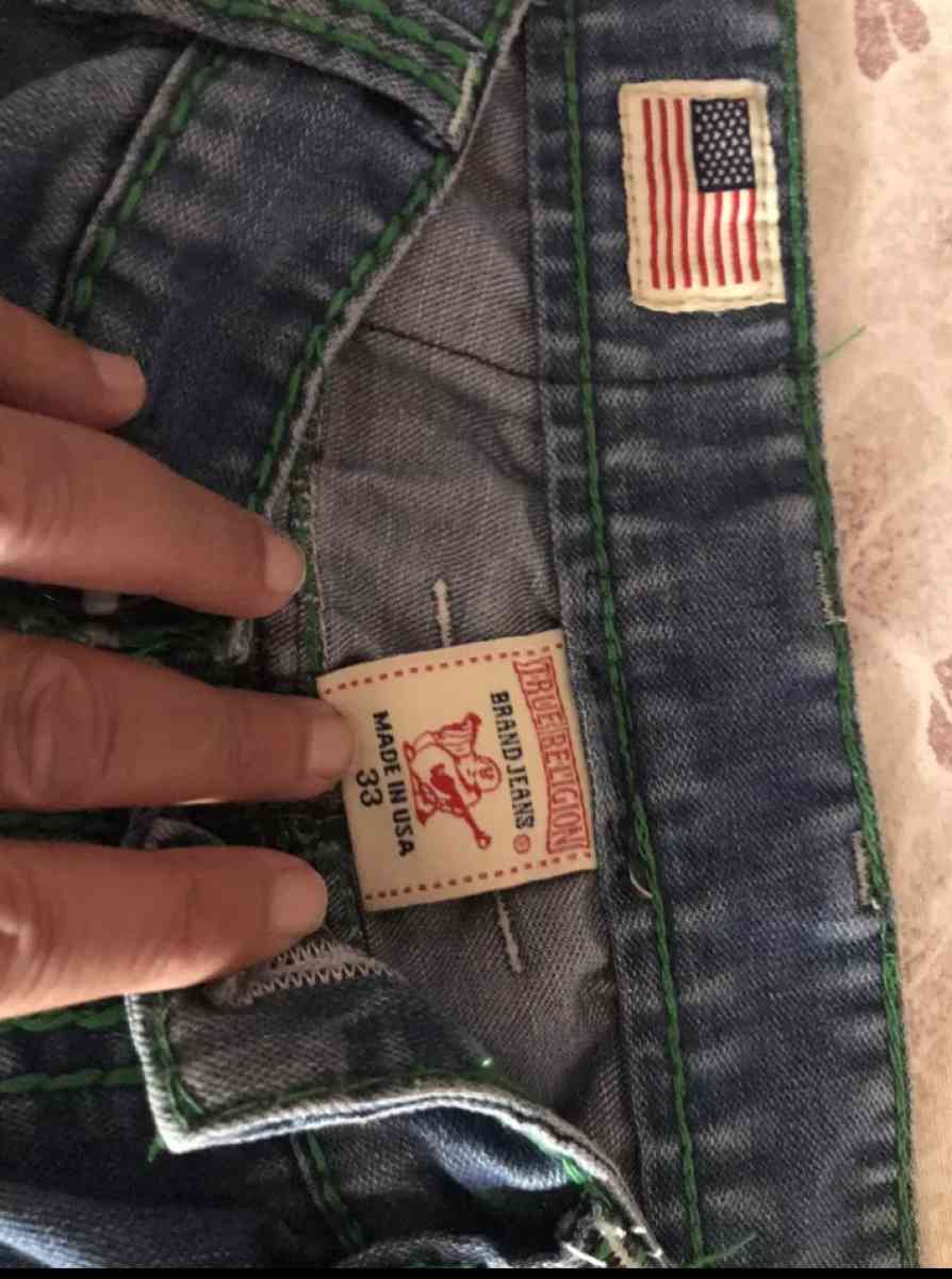 true religion man world tour size 33 - Adelanto, California - FleaMarketBay