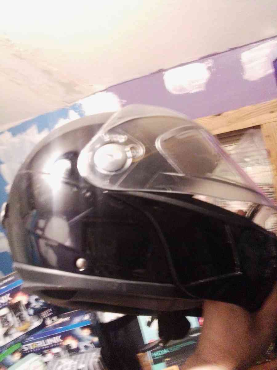 brand new helmet asking 7000 - New York, New York - FleaMarketBay