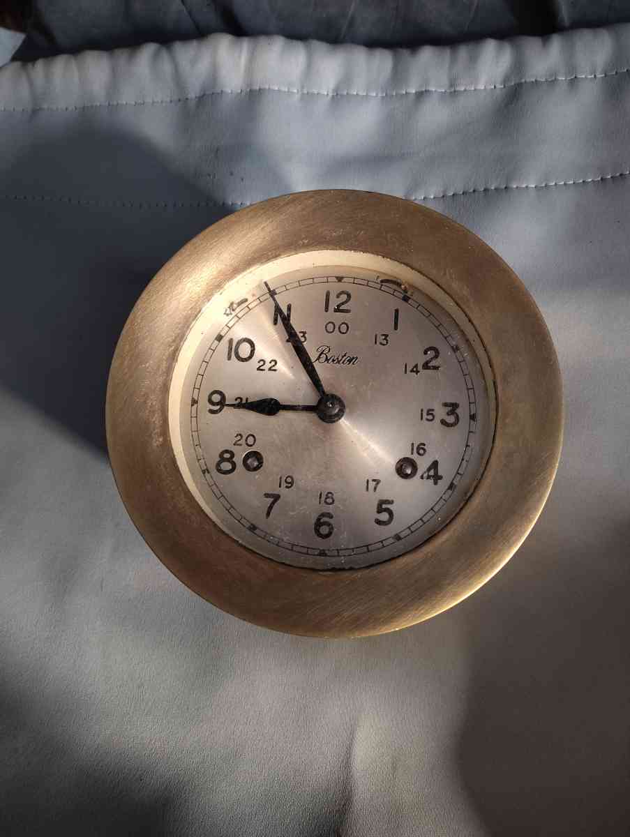 Boston clock - Austin, Texas - FleaMarketBay