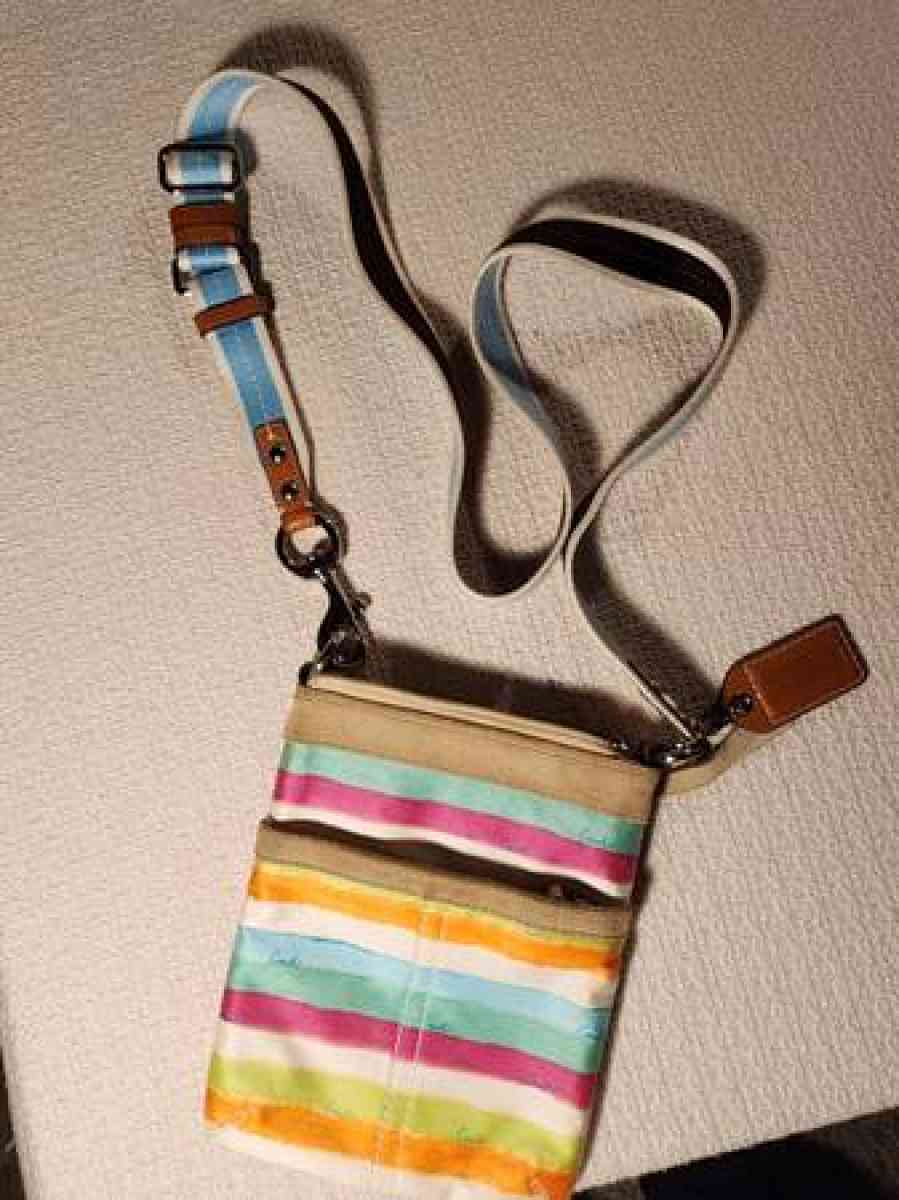 coach bag - Clinton, Massachusetts