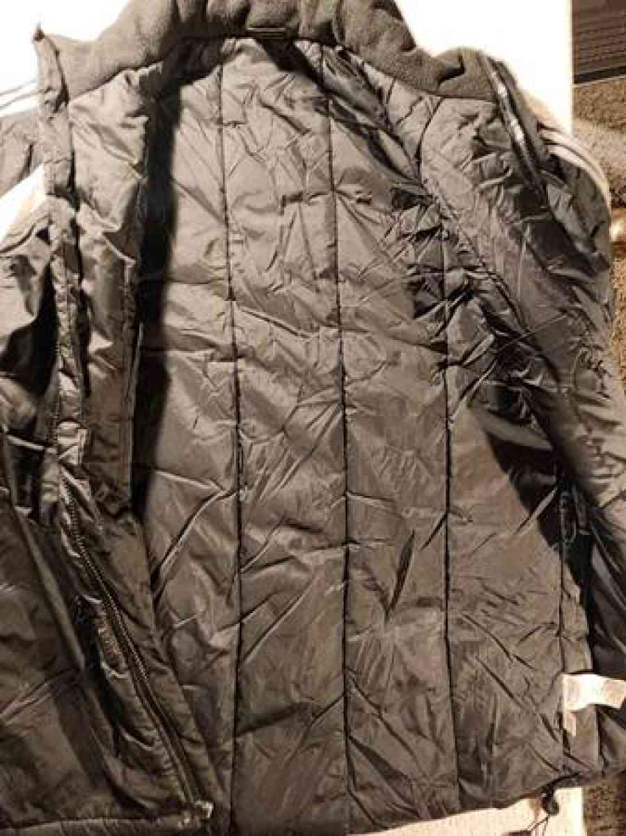 Adidas winter jacket - Clinton, Massachusetts - FleaMarketBay