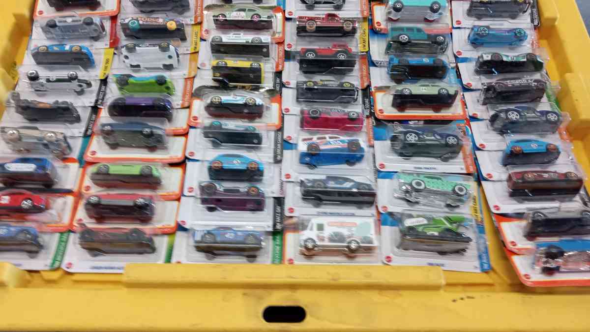 the big great collection of toys cars and trucks - Atherton, California - FleaMarketBay