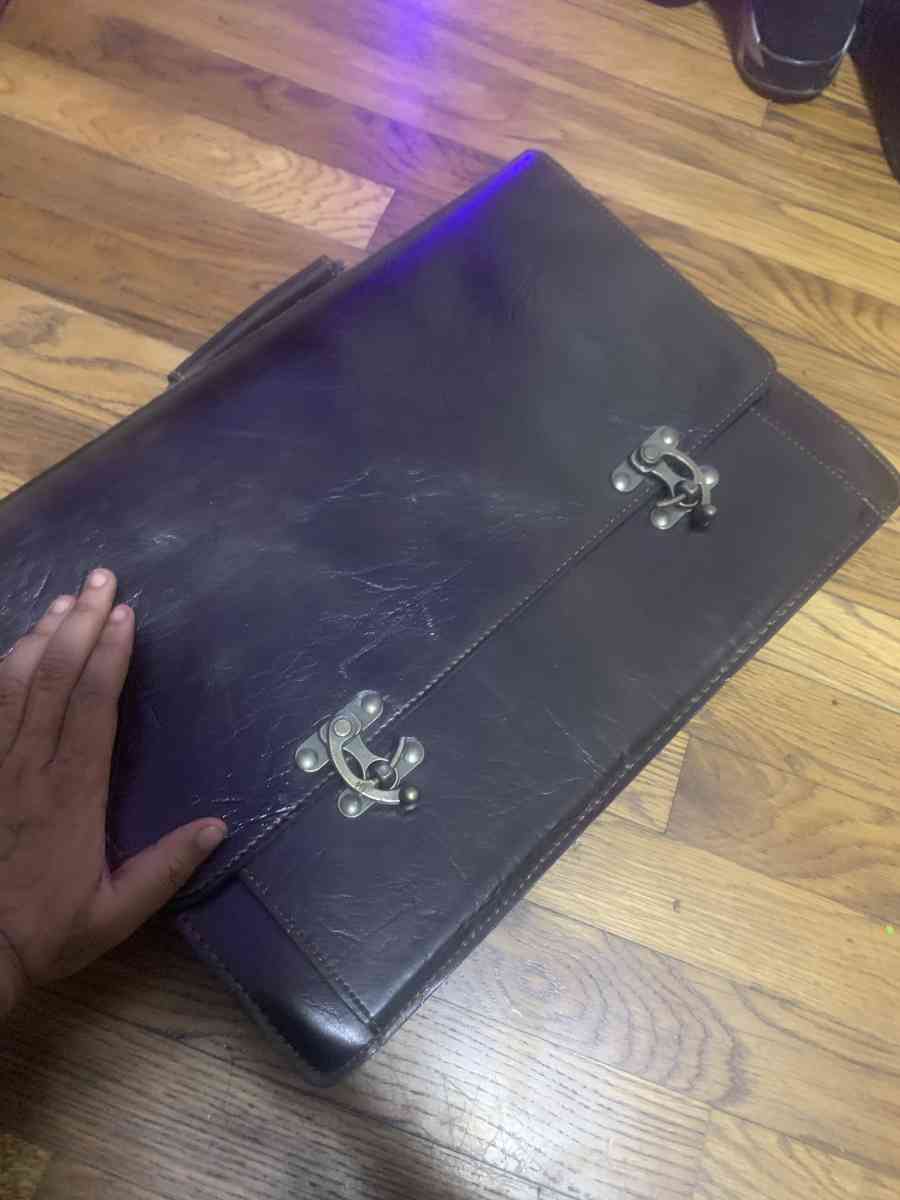 suitcases - Agency, Missouri