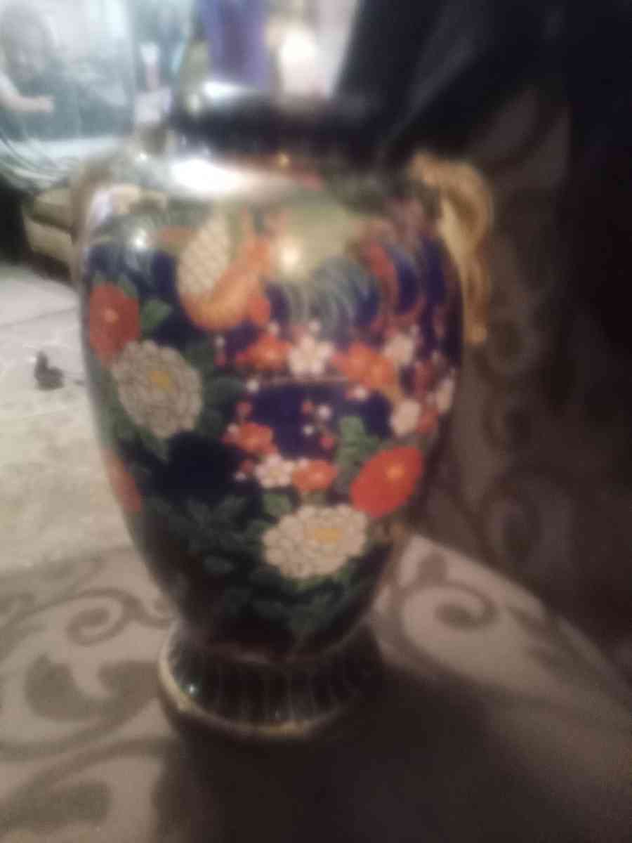 Vintage Vase - Sioux City, Iowa