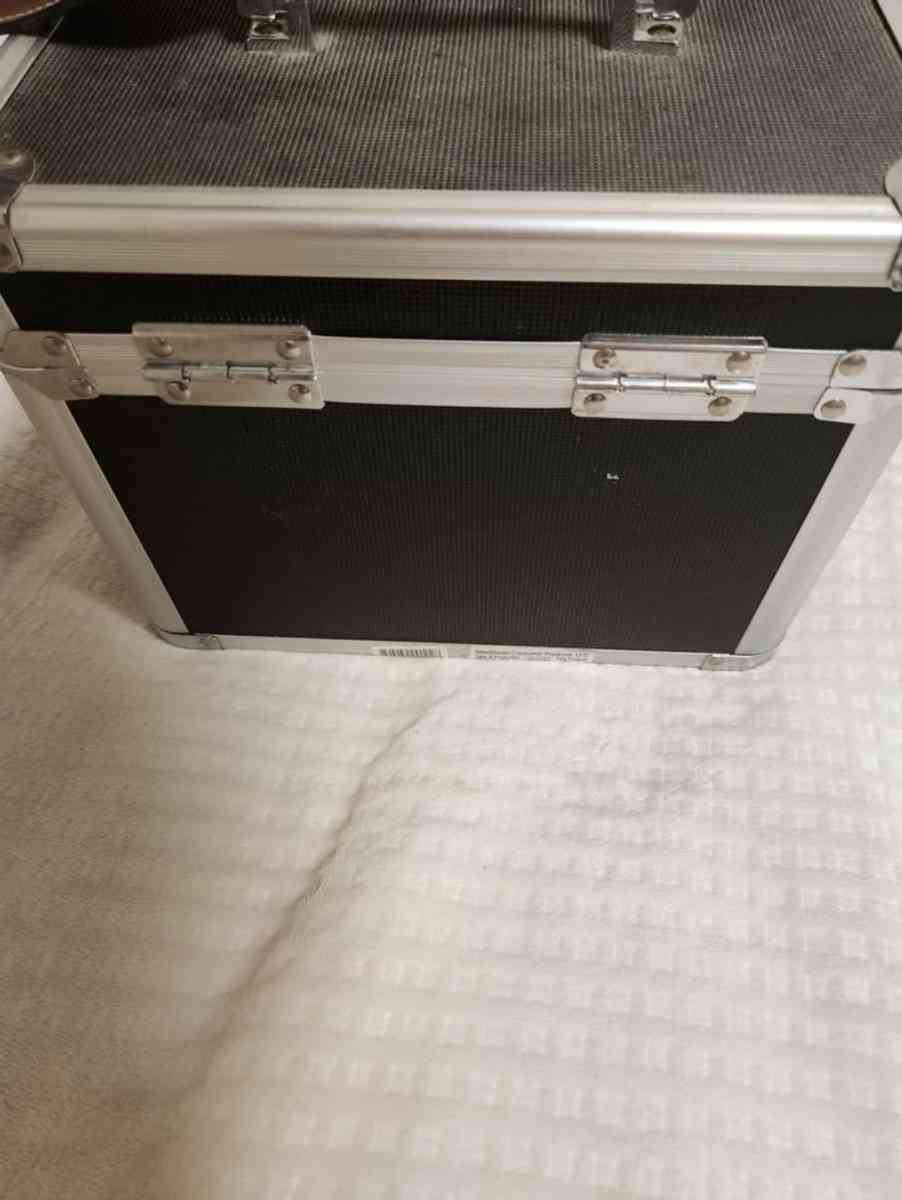 Unbranded Black and Silver Combination Lock Box - Kansas City, Missouri - FleaMarketBay