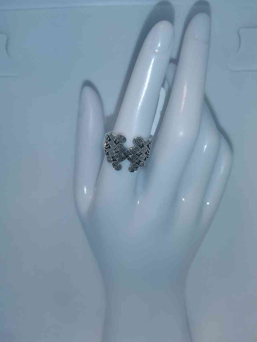 Swirly Bohemian Style Ring - Roanoke, Virginia - FleaMarketBay