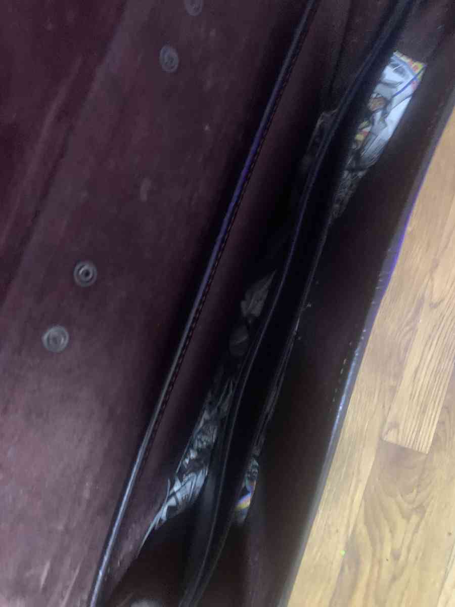 suitcases - Agency, Missouri - FleaMarketBay