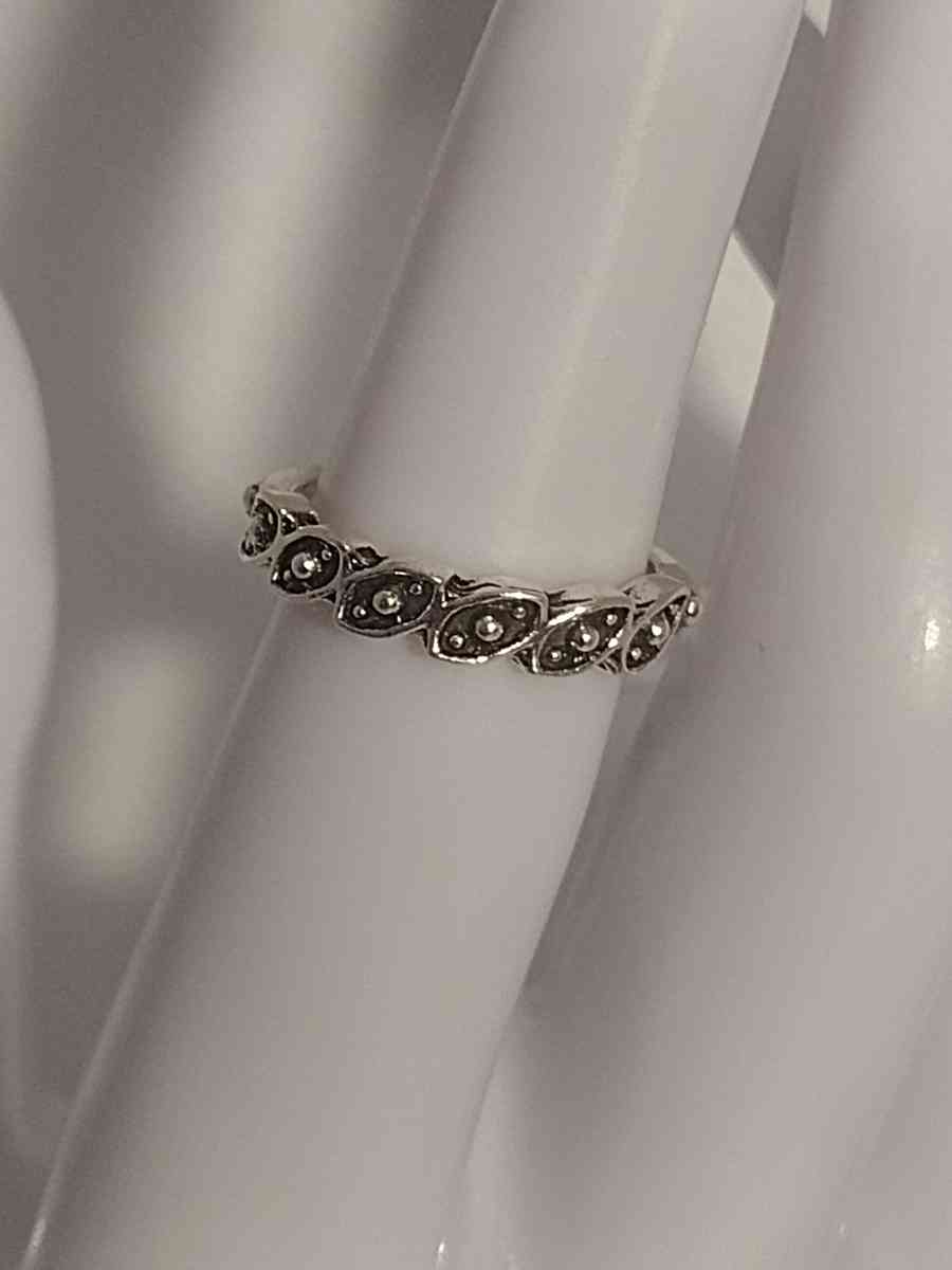 Silver Leaflet Ring - Roanoke, Virginia